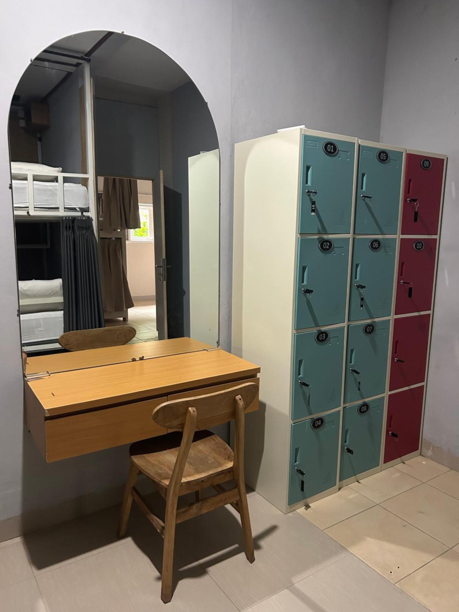 Blue Waves Hostel Amed Ambat المظهر الخارجي الصورة