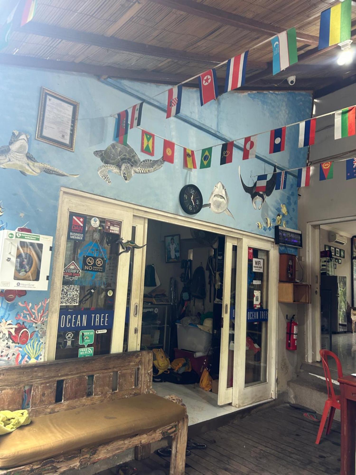 Blue Waves Hostel Amed Ambat المظهر الخارجي الصورة