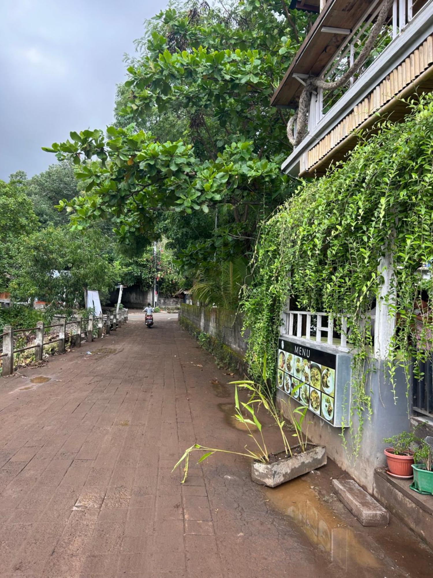 Blue Waves Hostel Amed Ambat المظهر الخارجي الصورة