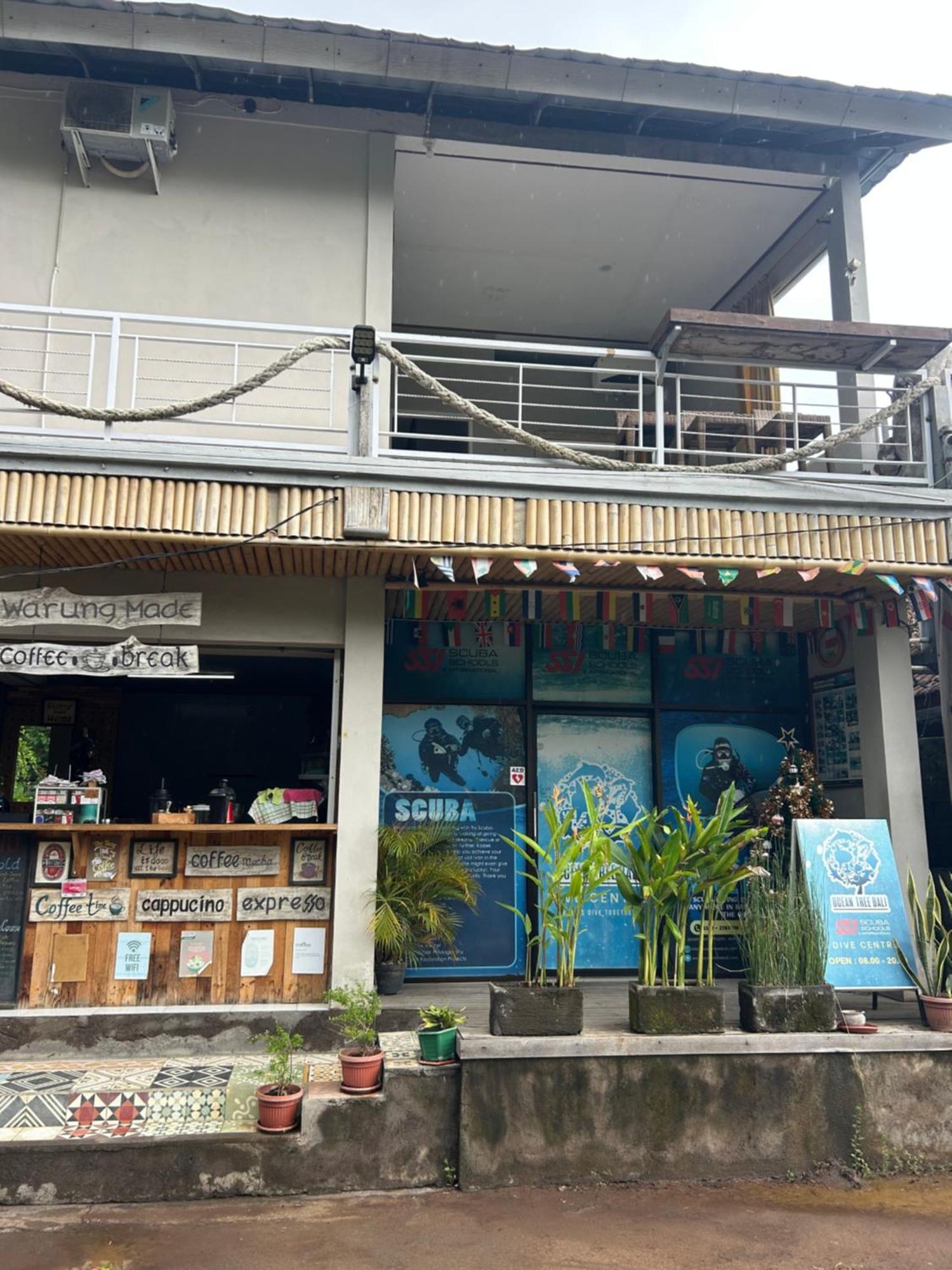 Blue Waves Hostel Amed Ambat المظهر الخارجي الصورة