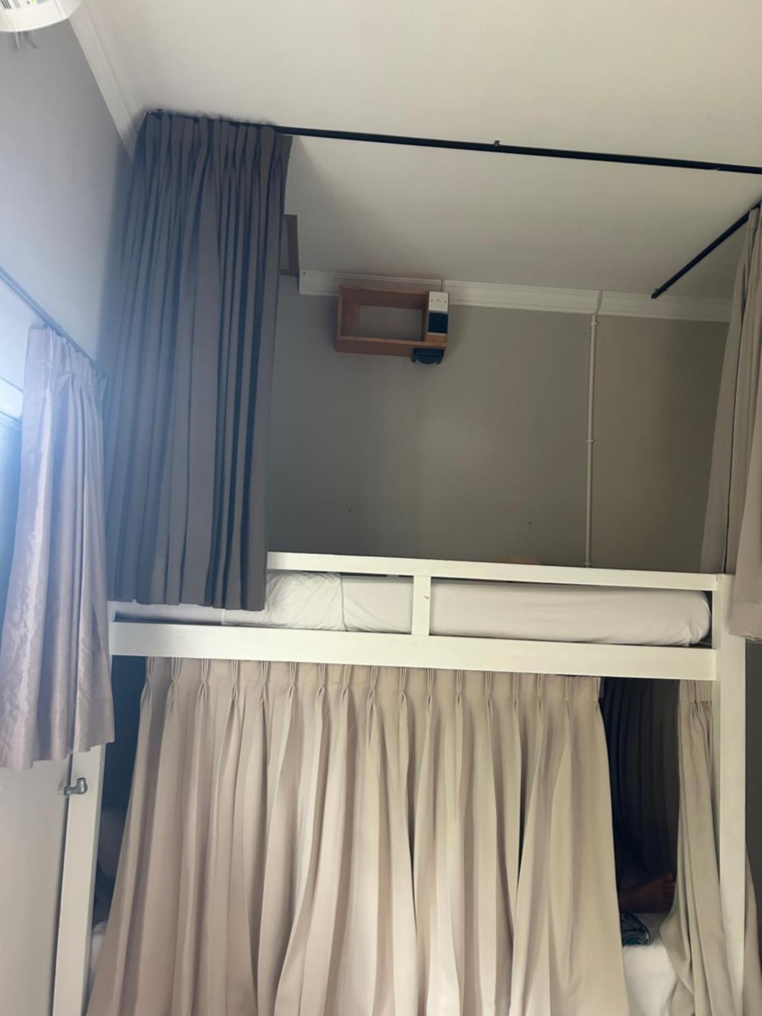 Blue Waves Hostel Amed Ambat المظهر الخارجي الصورة