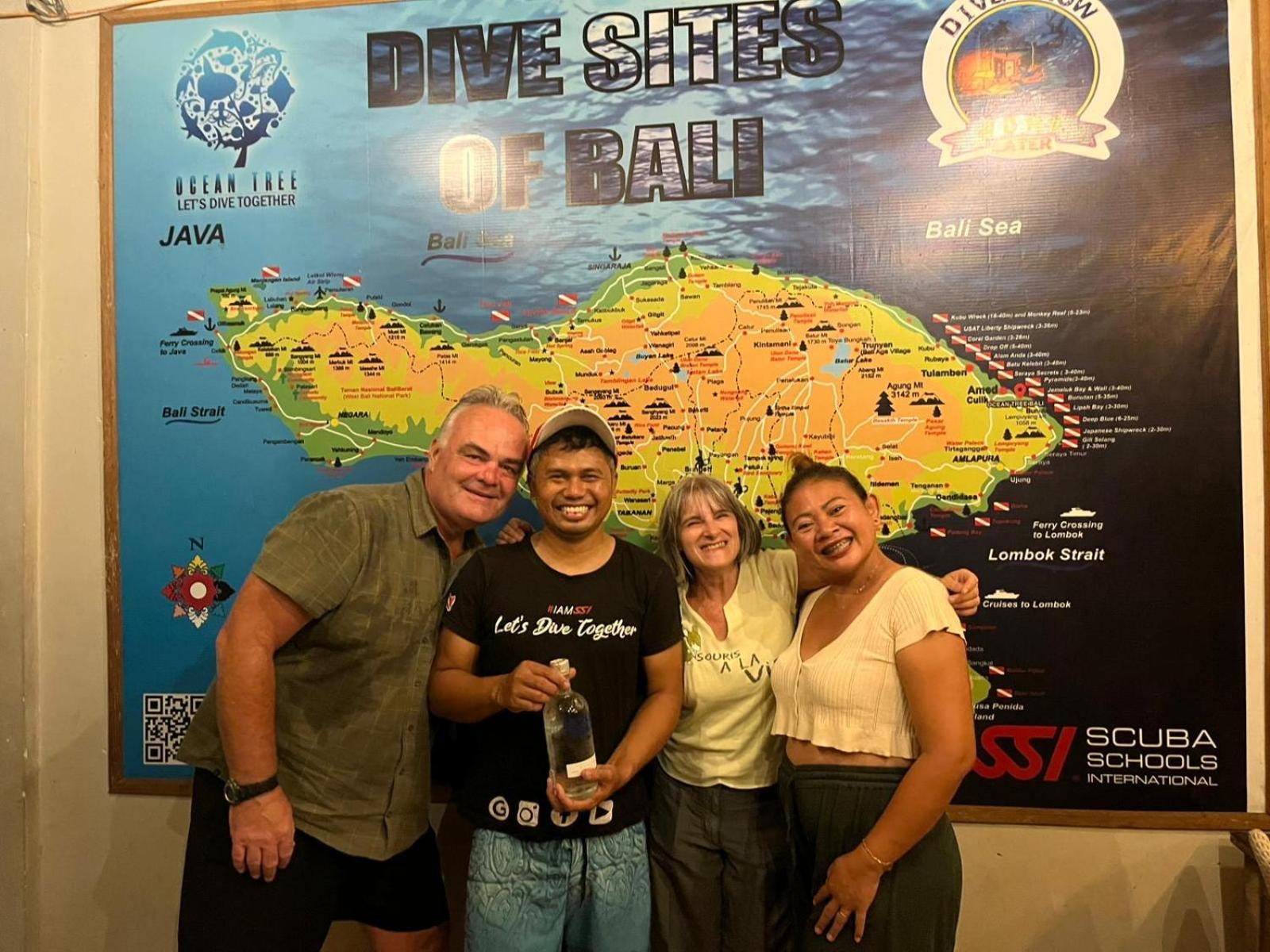 Blue Waves Hostel Amed Ambat المظهر الخارجي الصورة